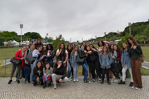 Turmas 124 e 135 visitam a 88.ª Feira do Livro de Lisboa